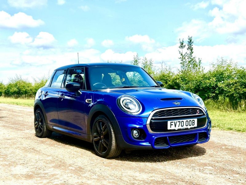 View MINI HATCH 2.0 Cooper S Sport Euro 6 (s/s) 5dr