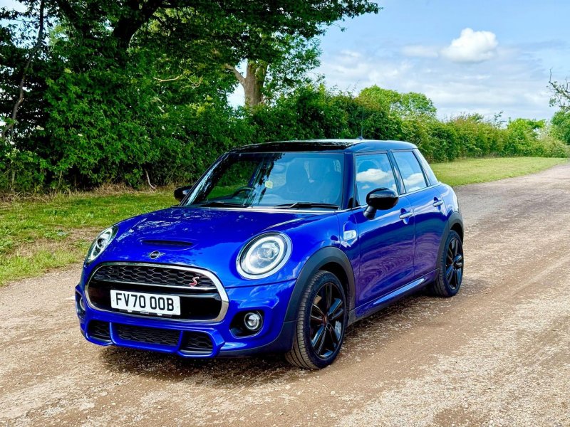 View MINI HATCH 2.0 Cooper S Sport Euro 6 (s/s) 5dr